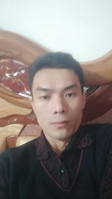 错把真心喂了狗的第四张照片--周宁中老年相亲网